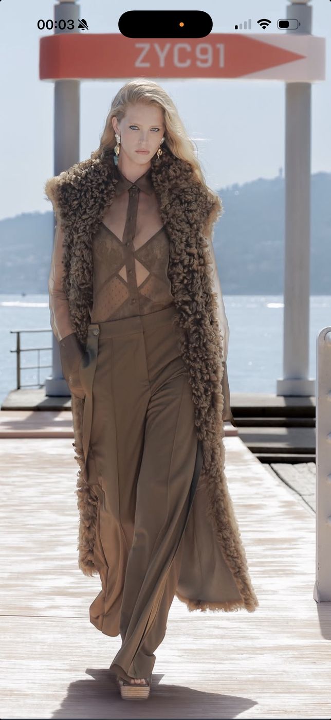 Inspiration mannequin Perfect Cashmere 05